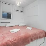Aleja Jana Pawla Ii 20 B By Homeprime Apartman