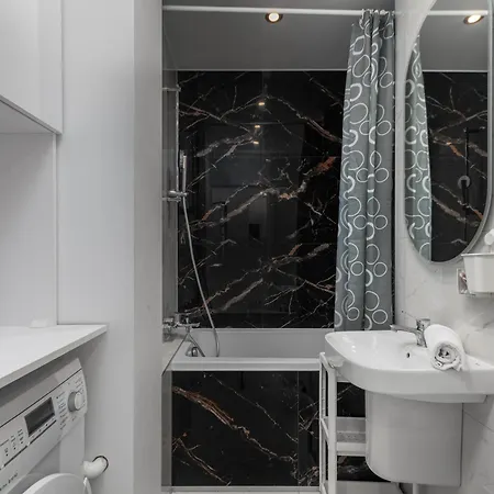 Aleja Jana Pawla Ii 20 B By Homeprime Varsovia